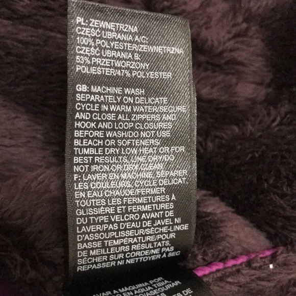 The North Face Mossbud Reversible Vest Purple - Picture 14 of 16